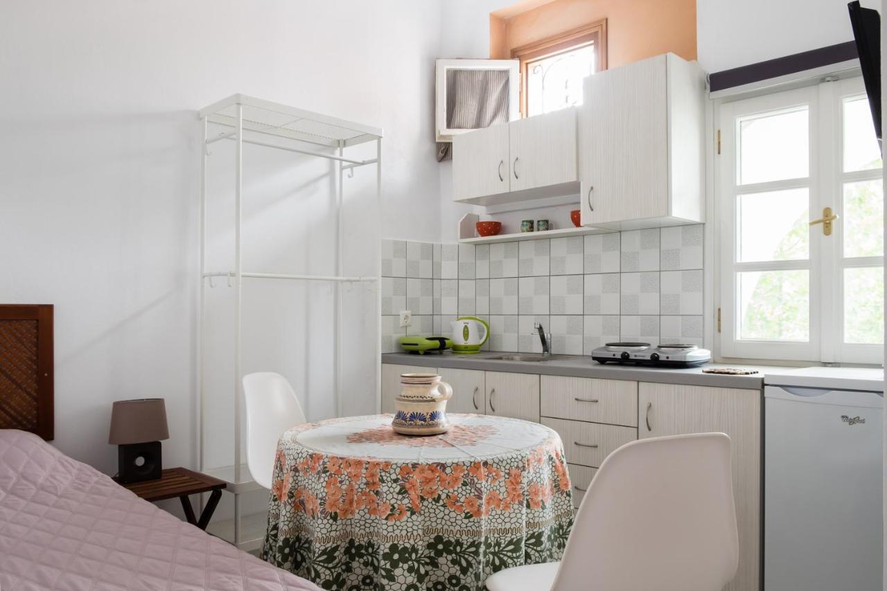 Cozy & Peaceful Apartment In Chalki Khalkíon Εξωτερικό φωτογραφία